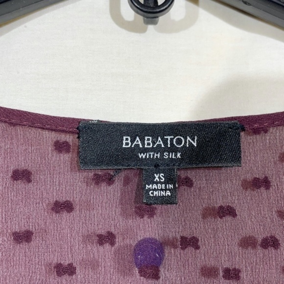 Aritzia Babaton Womens Silk Blend Blouse V-Neck Swiss Dot 3/4 Sleeve Size XS - Picture 2 of 12